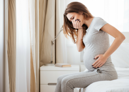 Buồn nôn khi mang thai – Mẹ bầu nghén phải làm sao?